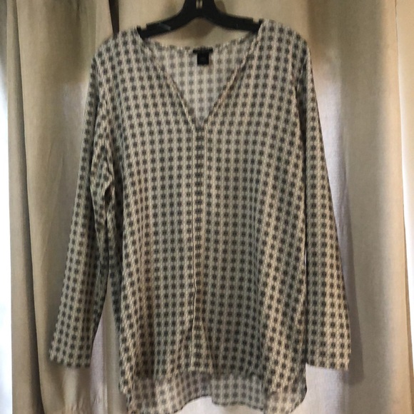 Ann Taylor Brown and Cream Mandala blouse Size L - Picture 5 of 8